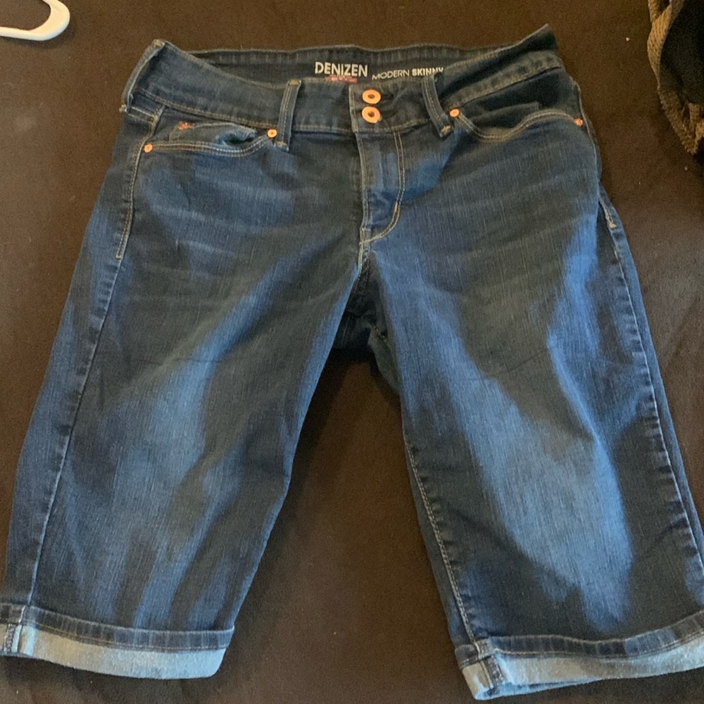 Denizen modern skinny shorts from Levi’s (stretchy)